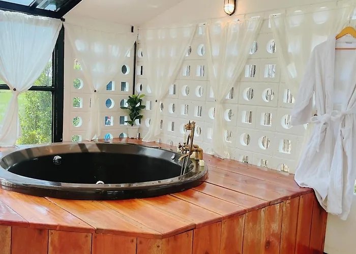 Penguin & Bistro 3* Ban Khlong Thai Muang