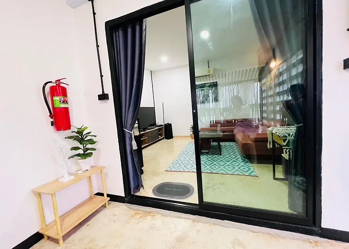 โรงแรม Penguin & Bistro