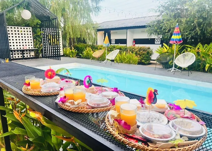 Penguin & Bistro 3* Ban Khlong Thai Muang