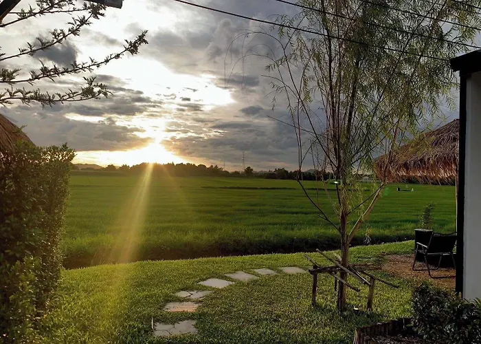 โรงแรม Penguin & Bistro 3*